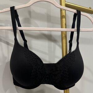 Victoria’s Secret Body By Victoria Perfect Shape Padded Bra
